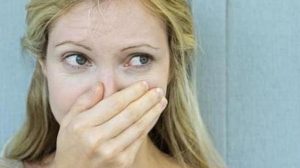 3 solutions imparables pour lutter contre la mauvaise haleine